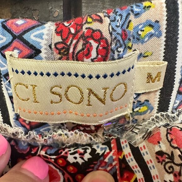 CI Sono multi print embroidered lace hem pull on shorts - Picture 3 of 3